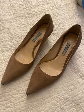 Prada Pointed Toe Suede Pumps - Tan Brown